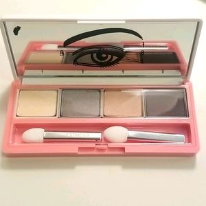 COPY - Clinique Eyeshadow Quad